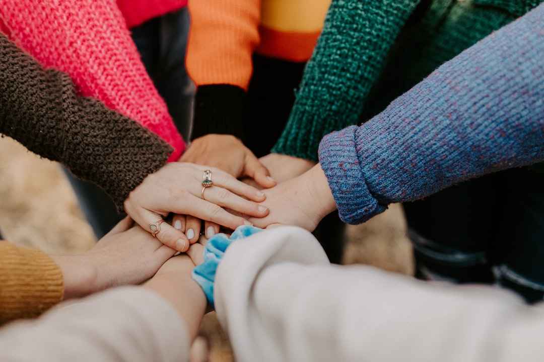 Vrijwilligerswerk als wellbeing-event: wat non-profits én medewerkers eraan verdienen